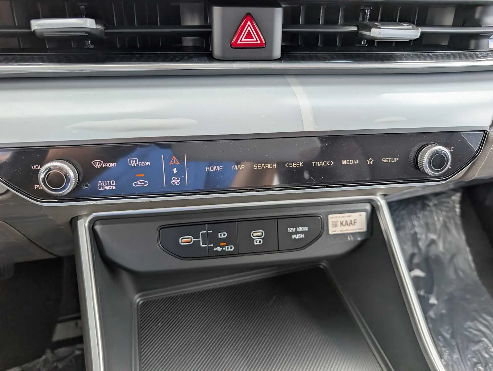 New 2027 Ceramic Silver Kia LXS image 29
