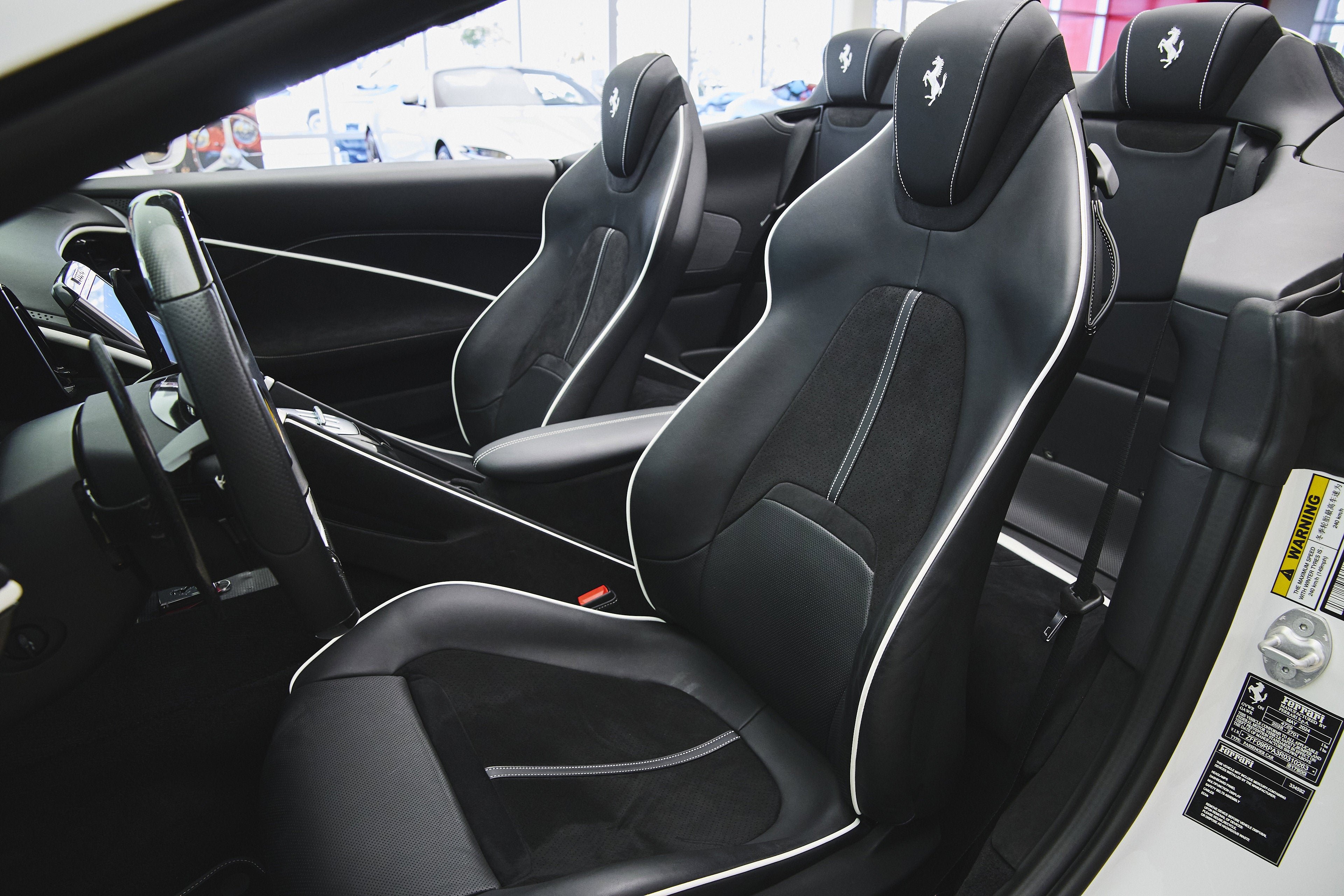 2024 Ferrari Roma Base - Photo 10
