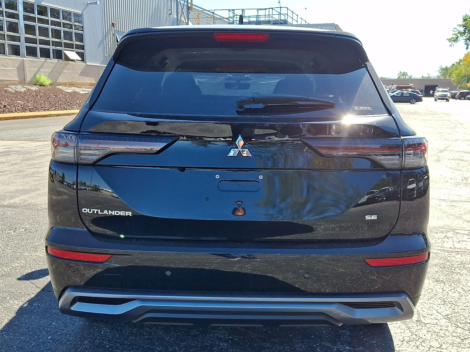 New 2026 Black Mitsubishi SE image 7
