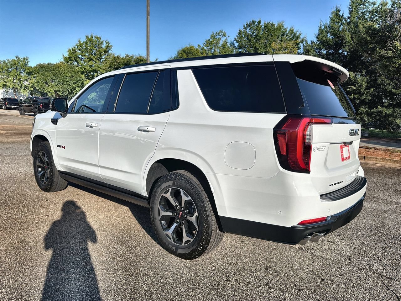 New 2026 Summit White GMC AT4 image 6