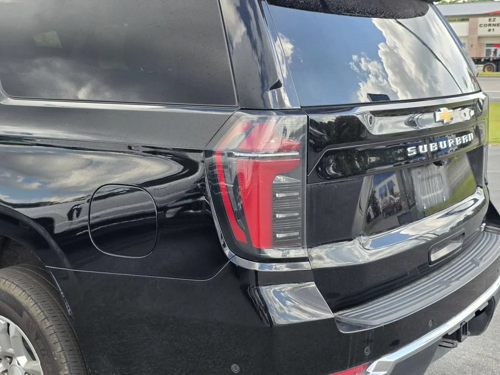 Used 2025 Black Chevrolet LT image 11