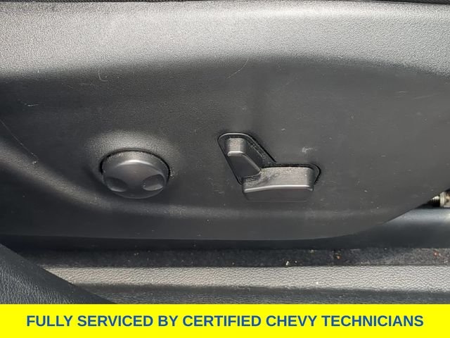 Used 2023 White Jeep Altitude image 46