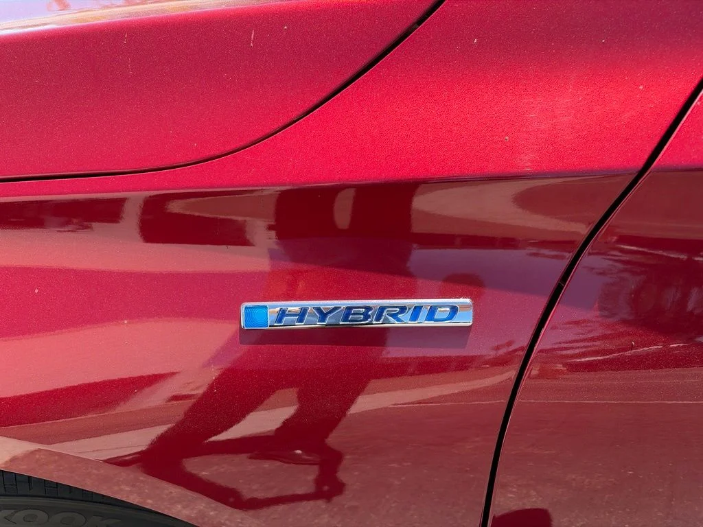 Used 2018 Red Honda Touring image 10