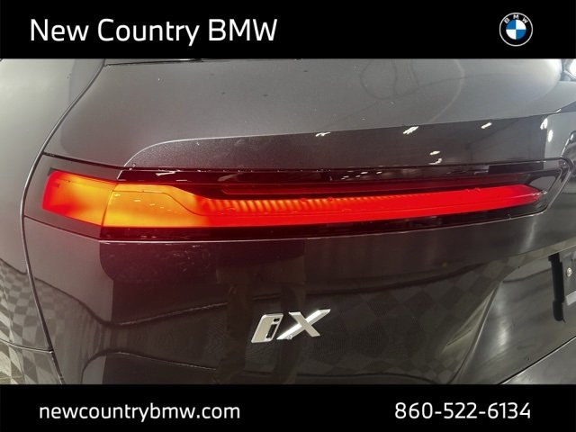 Used 2026 Dark Graphite Metallic BMW xDrive45 image 35