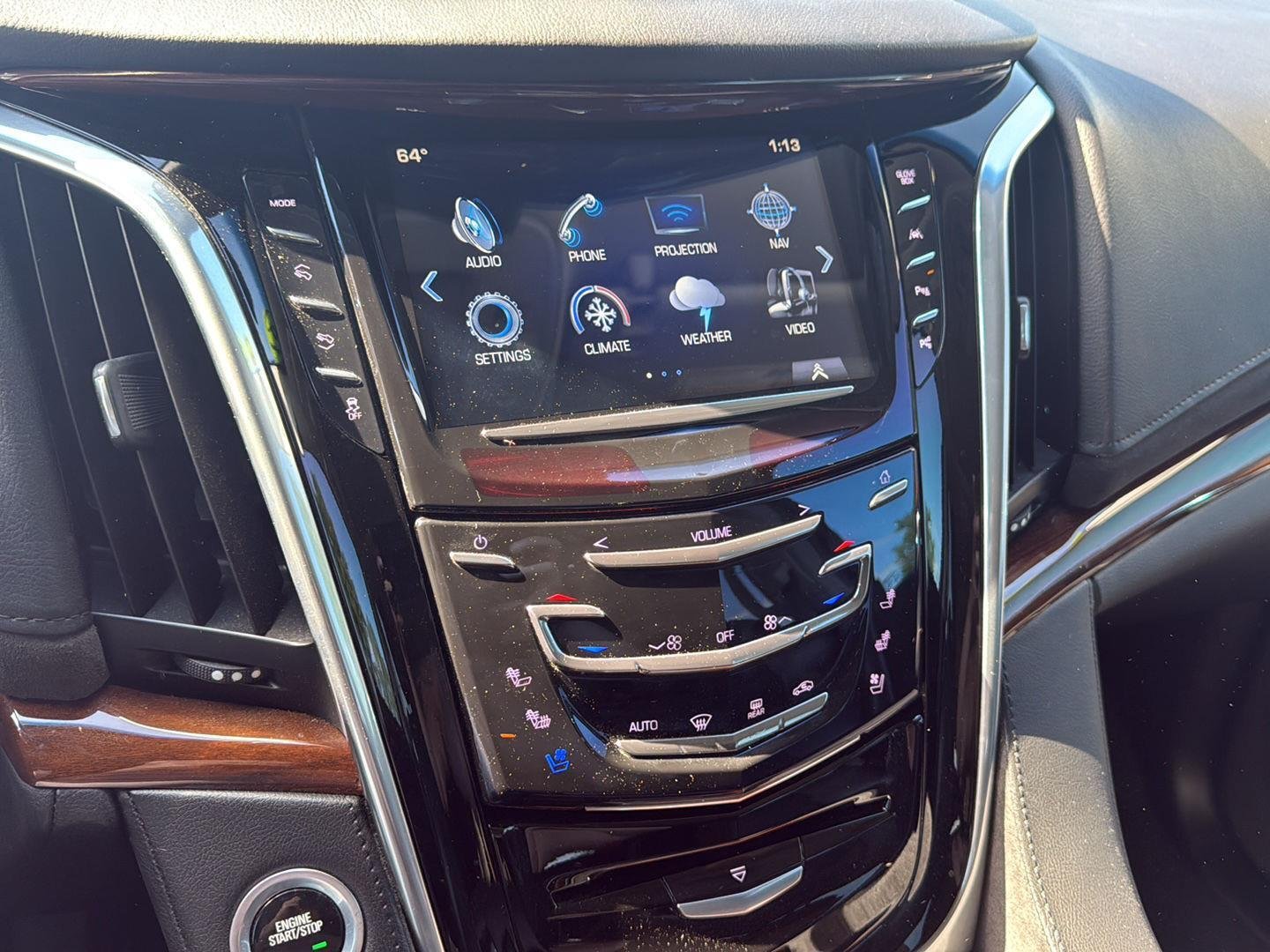Used 2019 BLACK RAVEN Cadillac Premium Luxury image 8