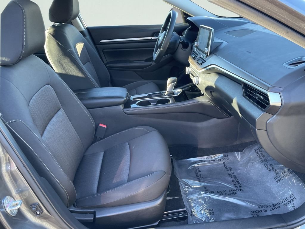 Used 2023 Gray Nissan 2.5 SV image 13