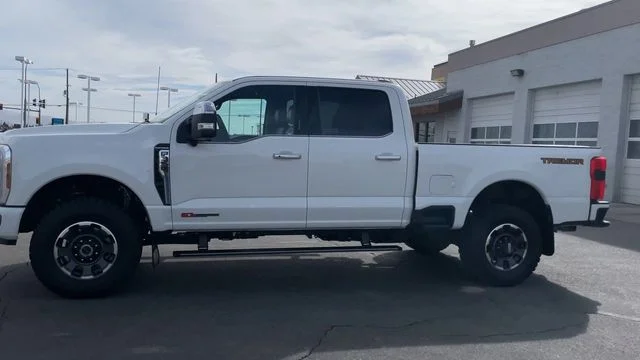 2024 Ford F-350 Super Duty Platinum - Photo 6