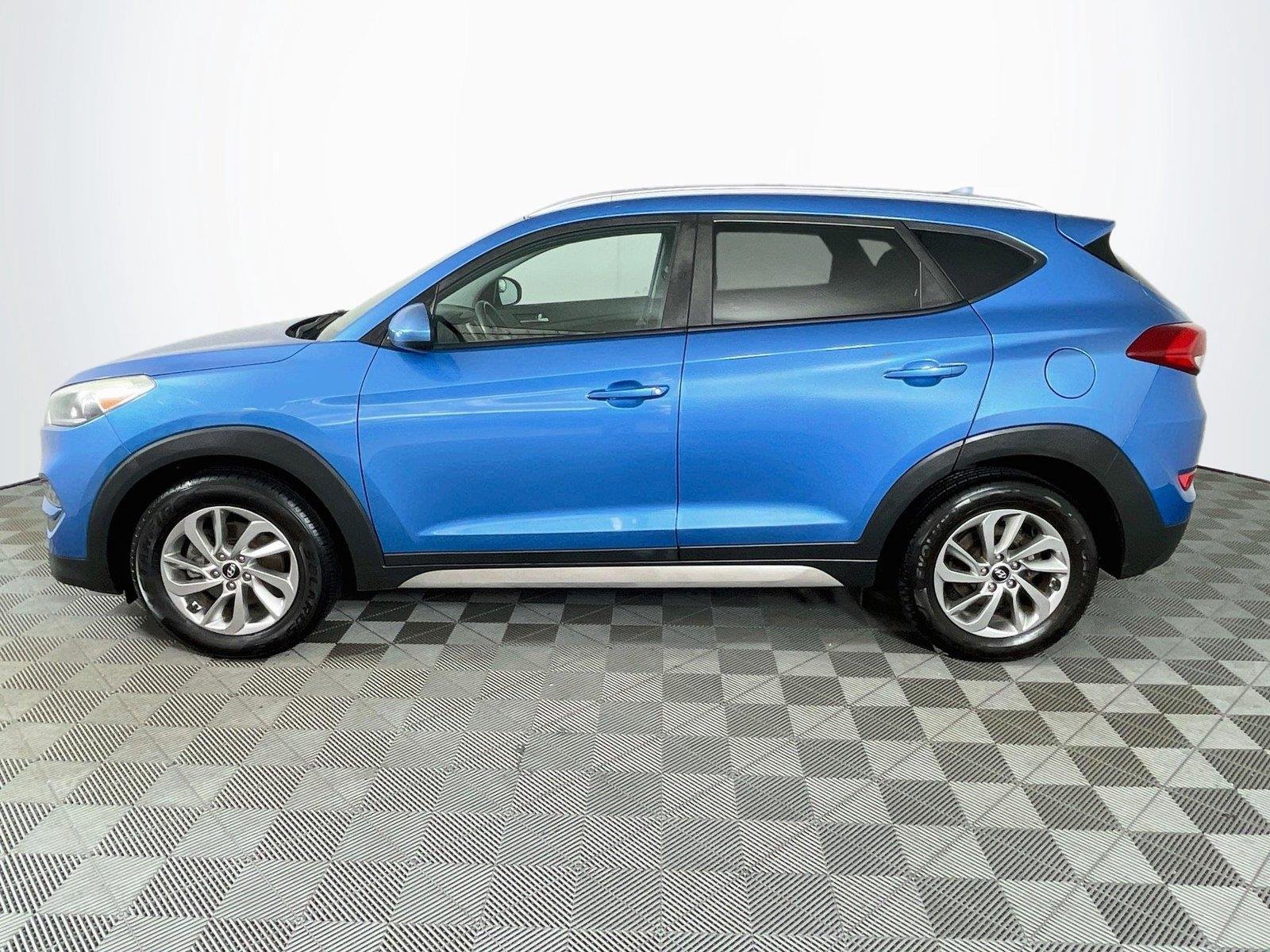 Used 2018 Caribbean Blue Hyundai SEL image 4
