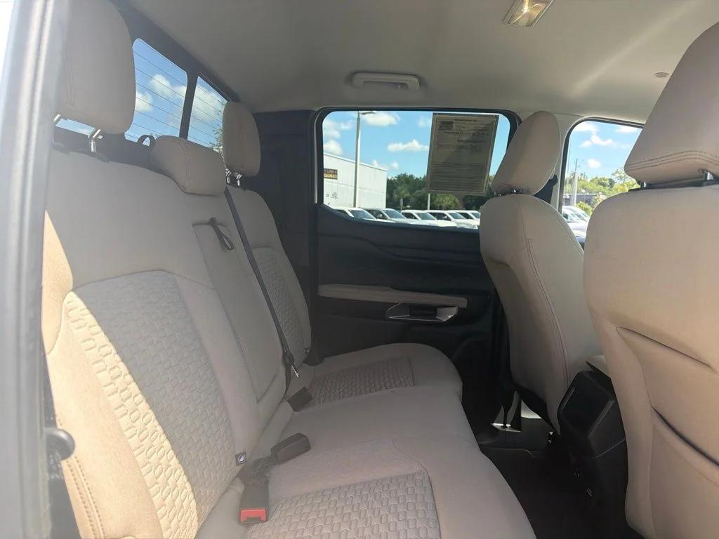 Certified Used 2024 Oxford White Ford XLT image 14