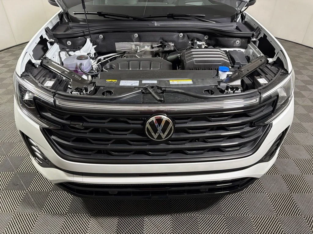 New 2026 White/off-white Volkswagen SEL R-Line Black image 25