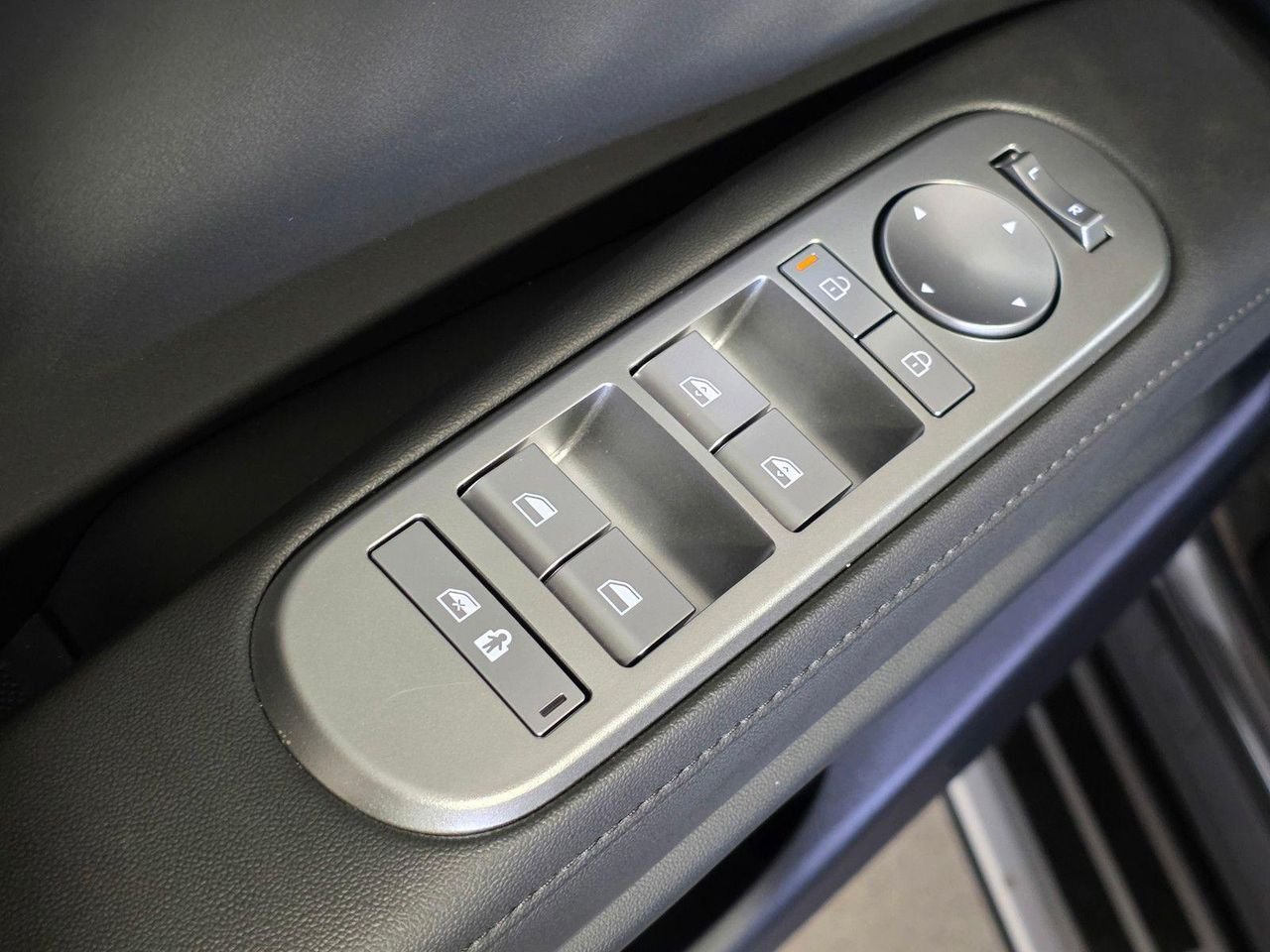 New 2026 Ecotronic Gray Pearl Hyundai Blue SEL 8P image 23