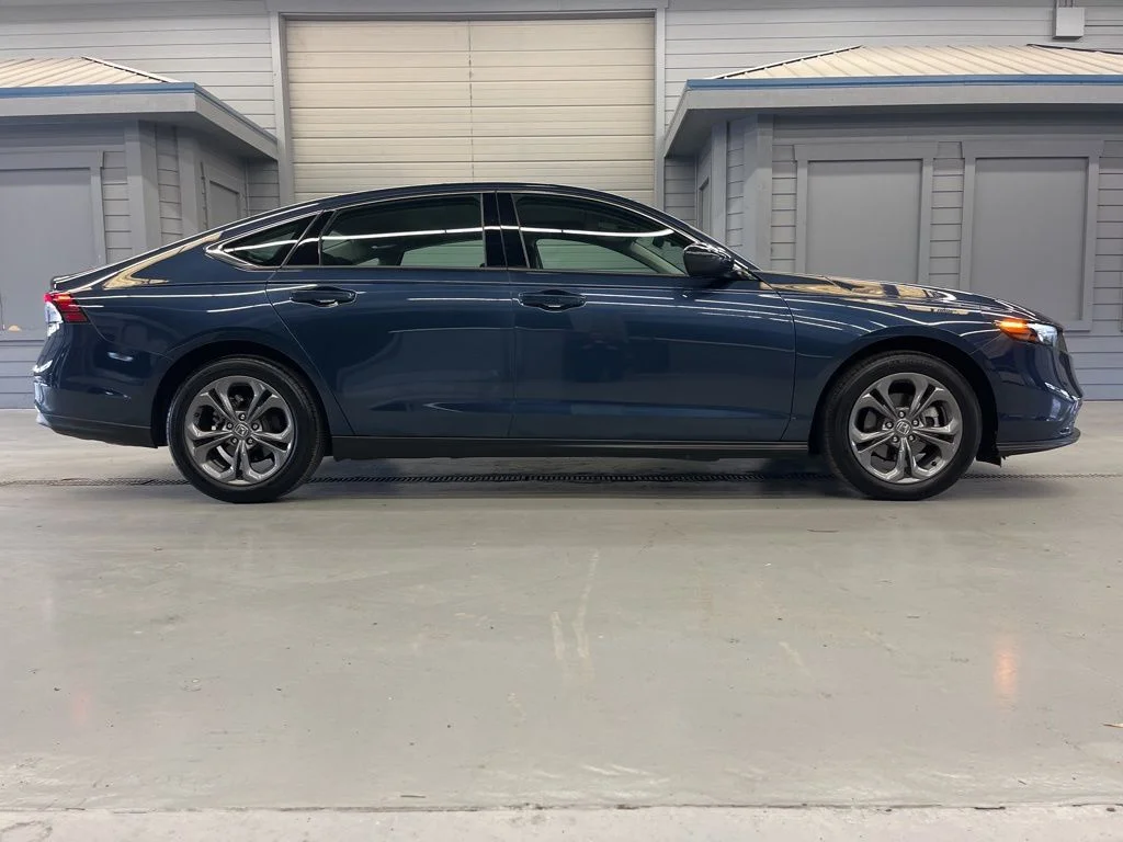 2024 Honda Accord EX - Photo 8
