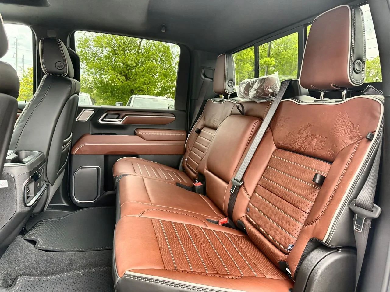 New 2026 Summit White GMC Denali Ultimate image 20