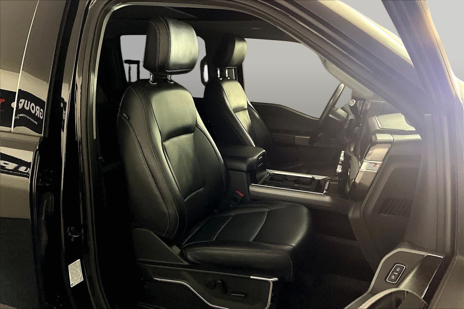 Used 2024 Agate Black Ford LARIAT image 9