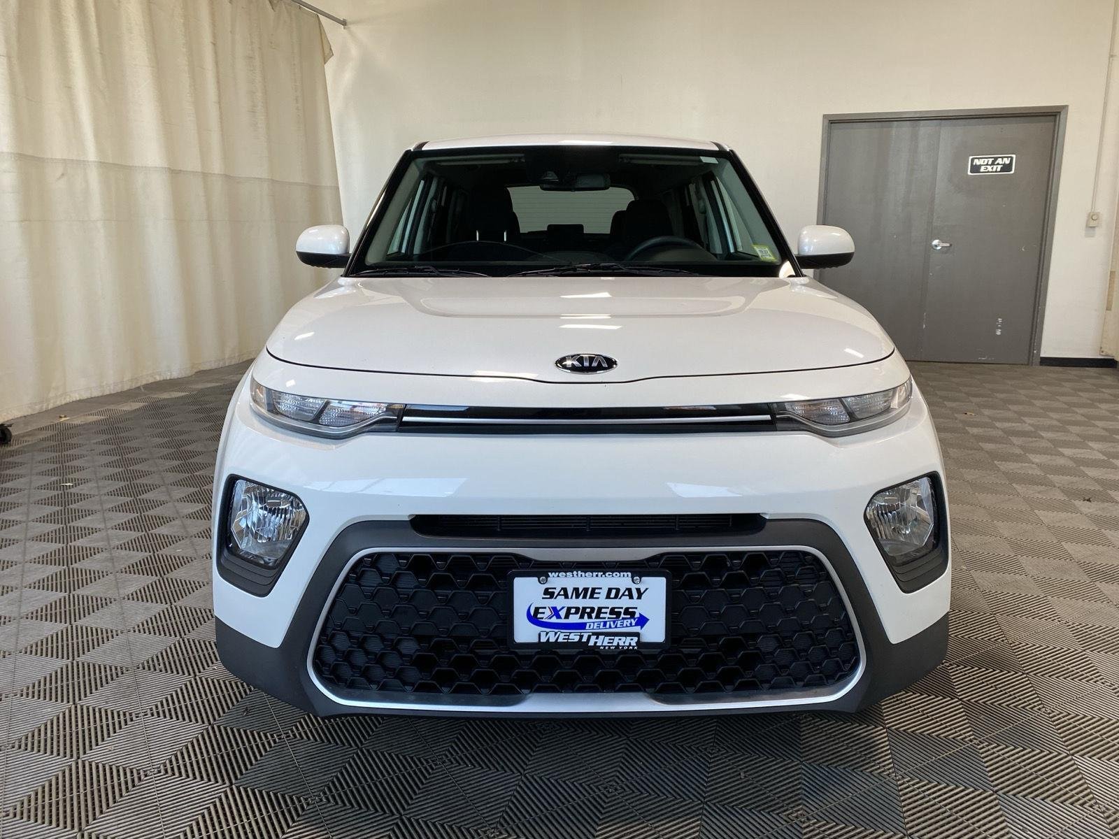 Used 2021 Kia Soul S with VIN KNDJ23AU3M7132149 for sale in Canandaigua, NY