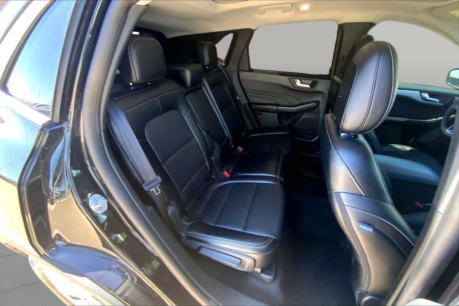 Certified Used 2025 Agate Black Metallic Ford Platinum image 20