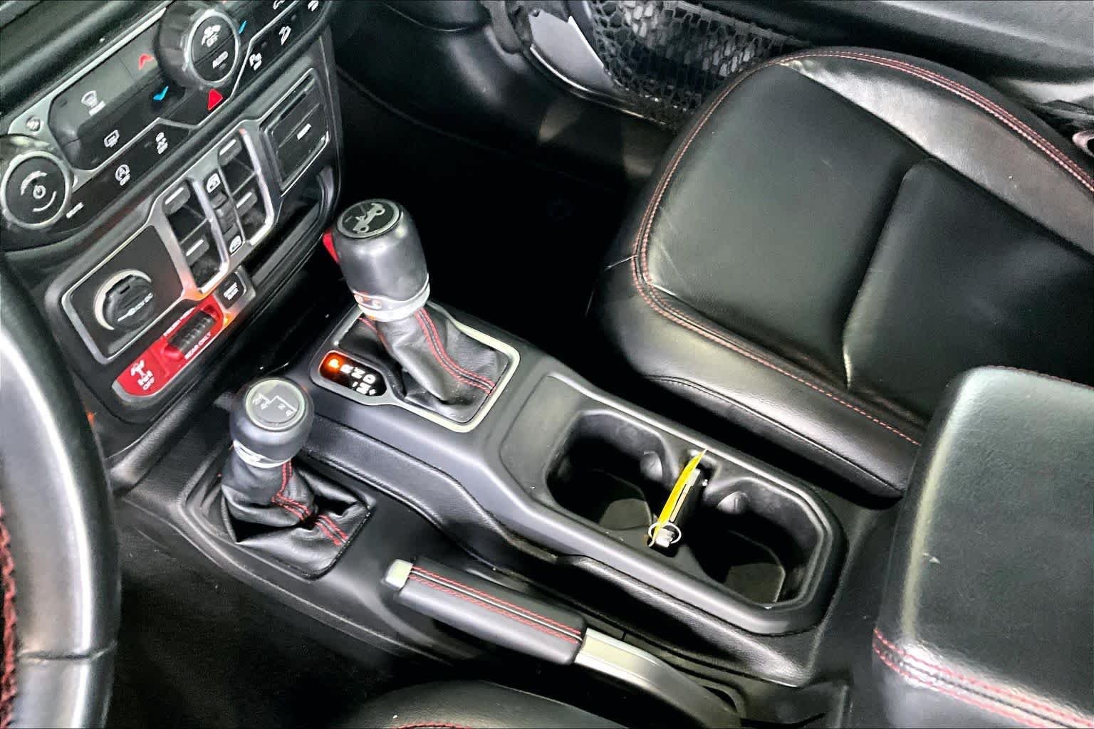 Used 2018 Billet Silver Metallic Clearcoat Jeep Rubicon image 16