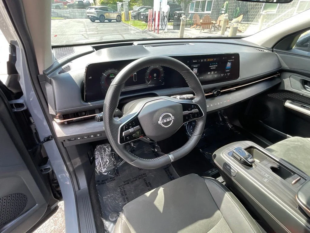 Certified Used 2024 Gray Nissan ENGAGE image 10