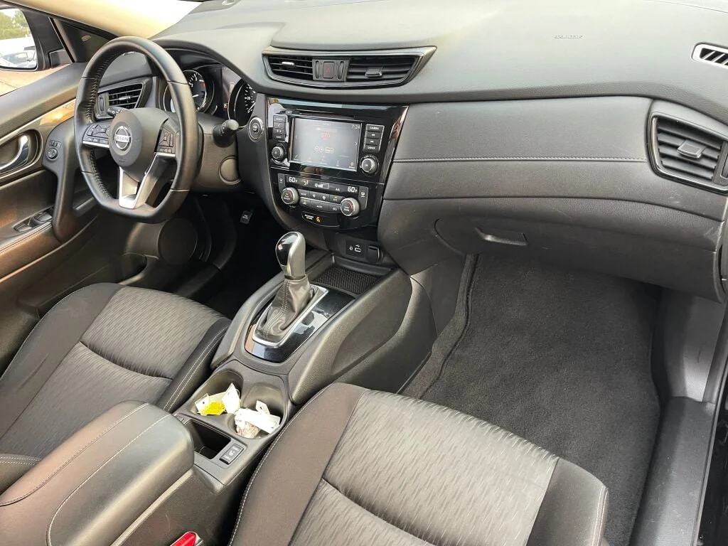 Certified Used 2020 Magnetic Black Pearl Nissan SV image 31