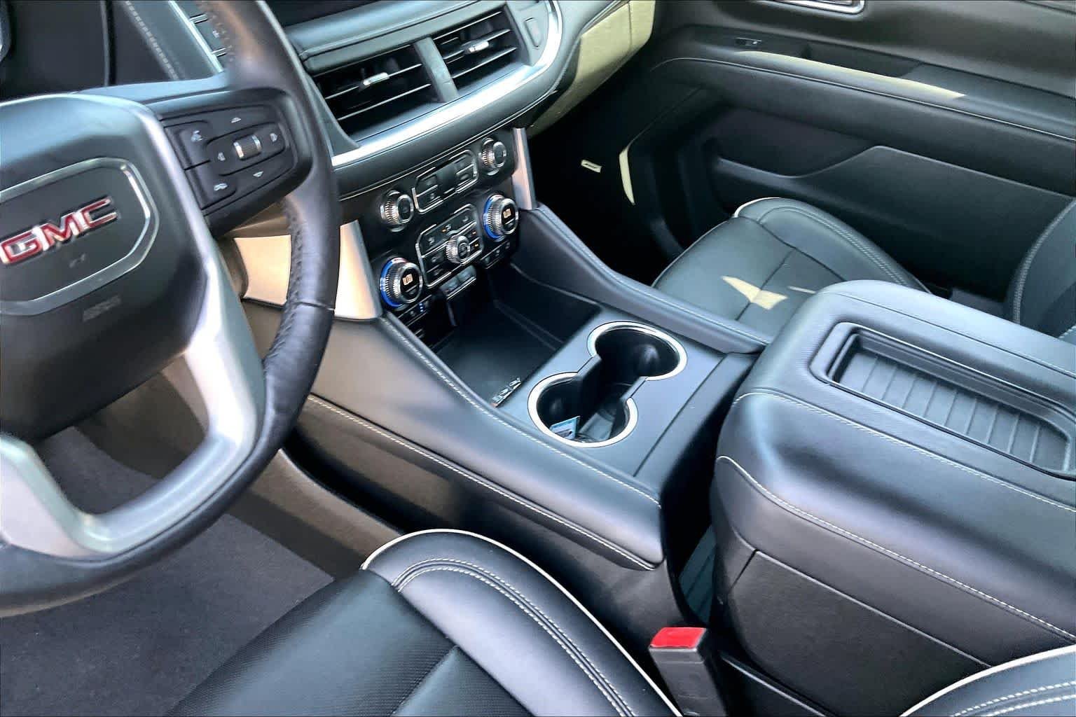 Used 2022 Onyx Black GMC SLT image 17