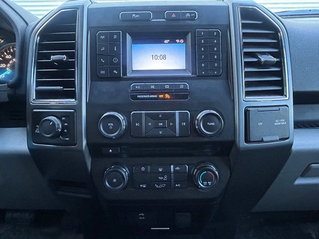 Used 2018 Oxford White Ford XLT image 16