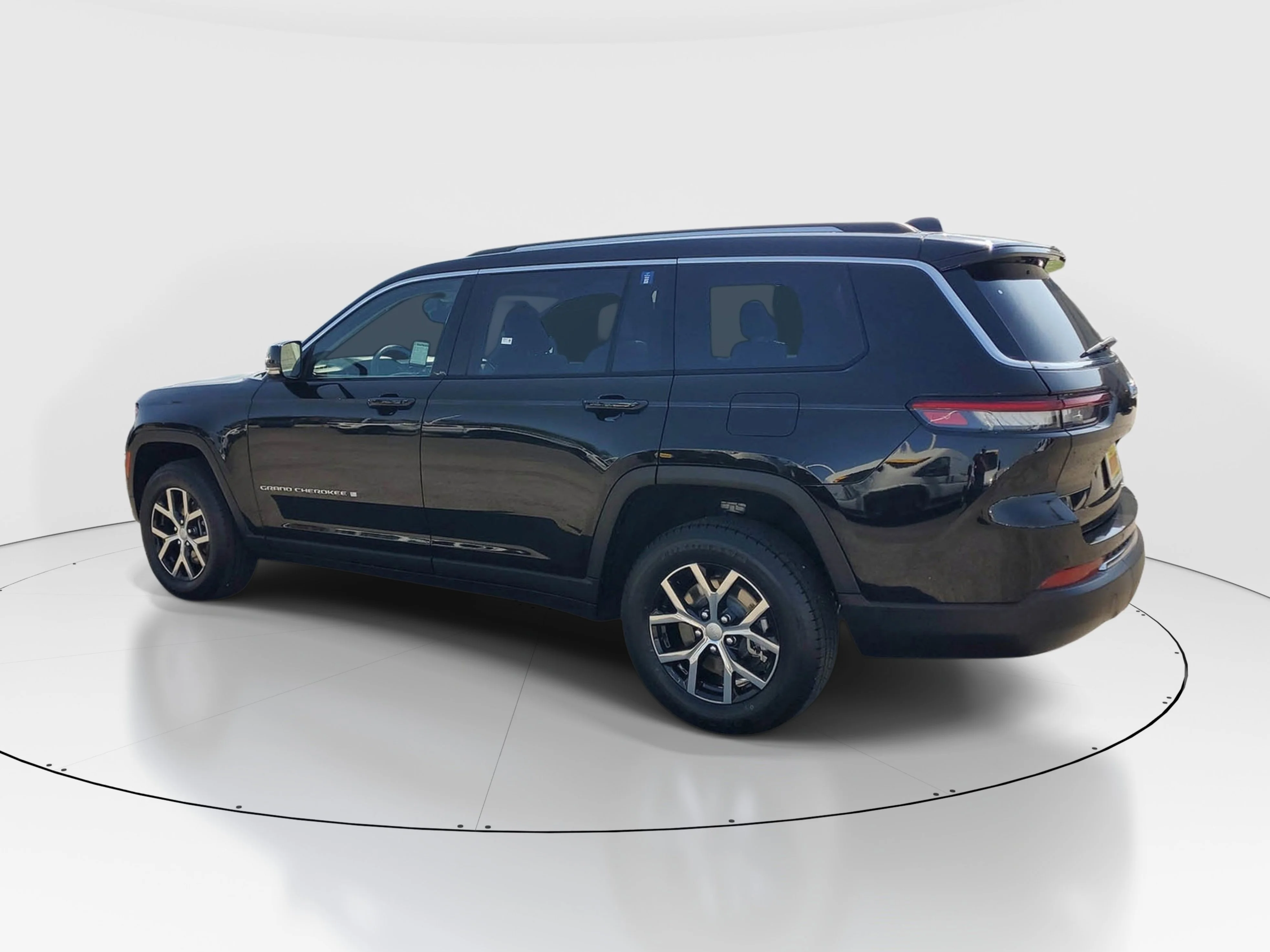 Used 2023 Black Jeep Limited image 6