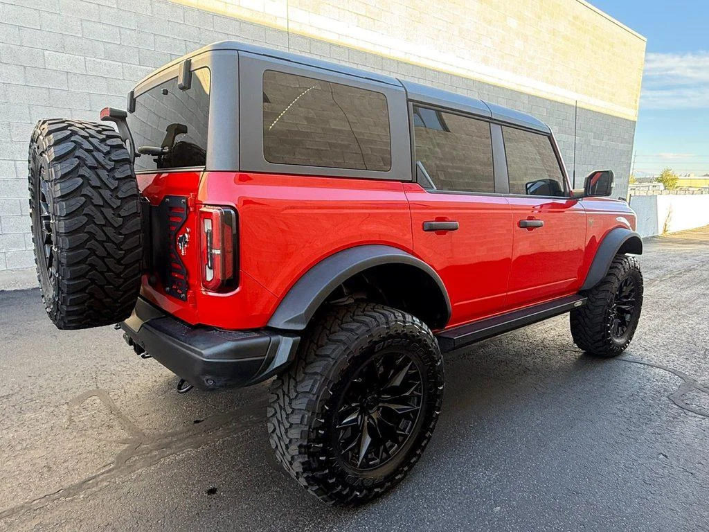 2022 Ford Bronco 4-Door Base - Photo 5