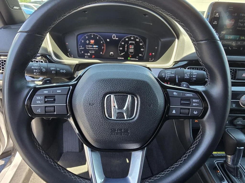 Used 2023 Lunar Silver Metallic Honda Sport Touring image 12