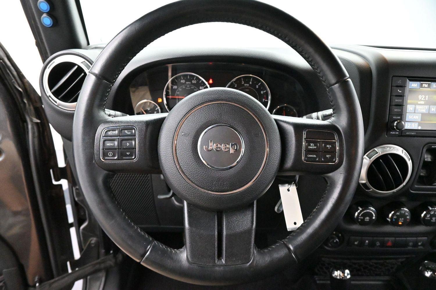 Used 2017 Granite Crystal Metallic Clearcoat Jeep Rubicon image 14
