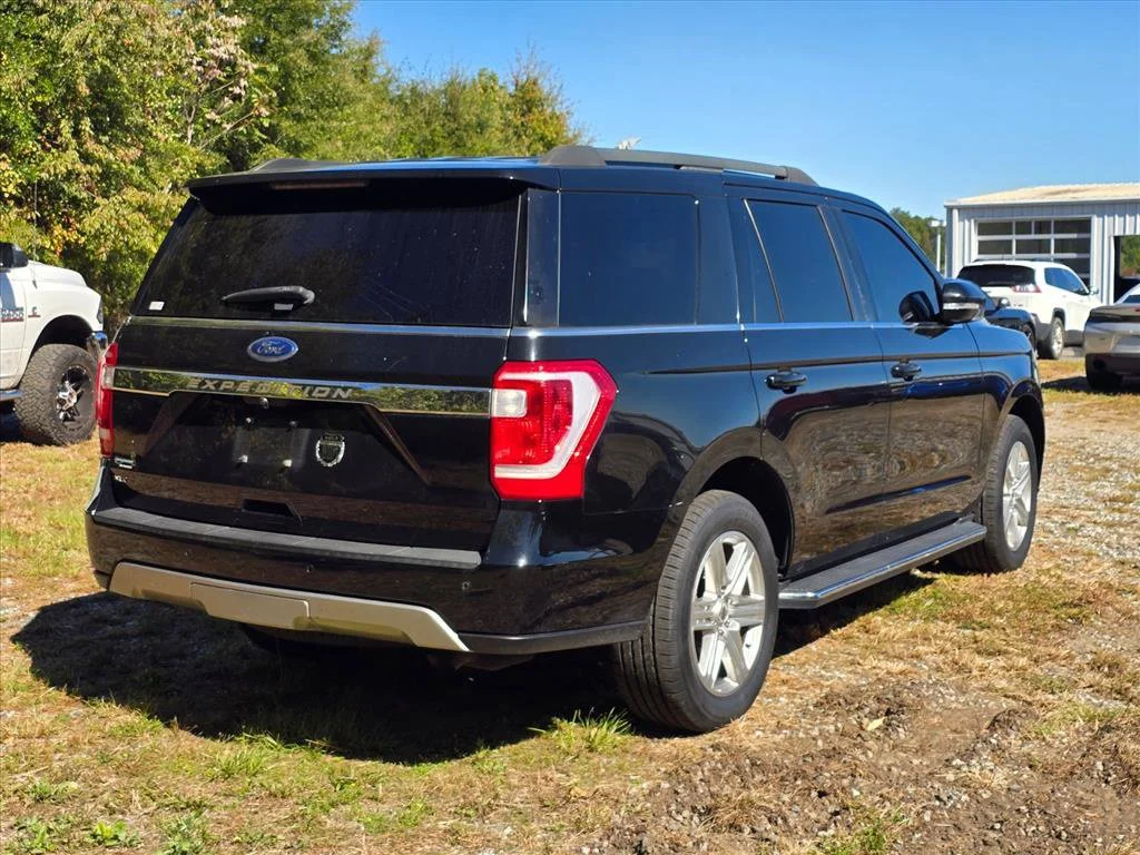 Used 2018 Black Ford XLT image 12
