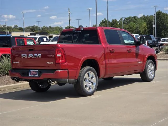New 2027 Molten Red Pearl-Coat Exterior Paint RAM Big Horn/Lone Star image 3
