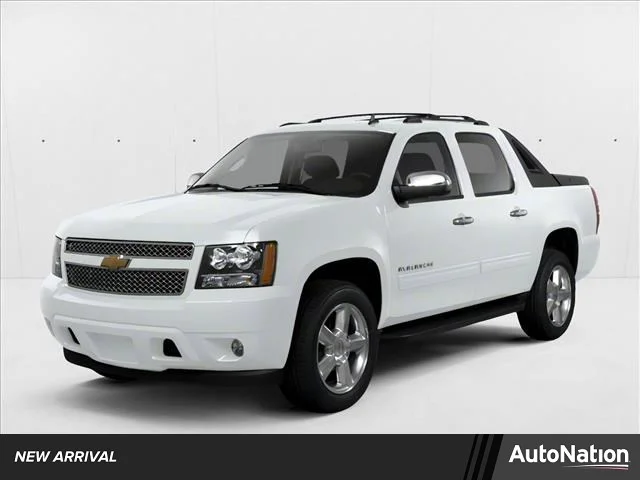 Used 2013 White Diamond Tricoat Chevrolet LTZ image 1