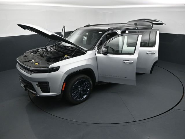 New 2026 Silver Jeep 85th Anniversary Edition image 26