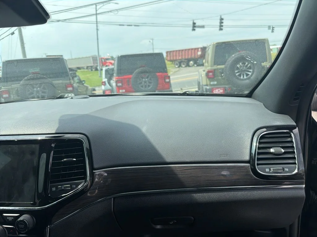 Used 2020 Black Jeep Overland image 28