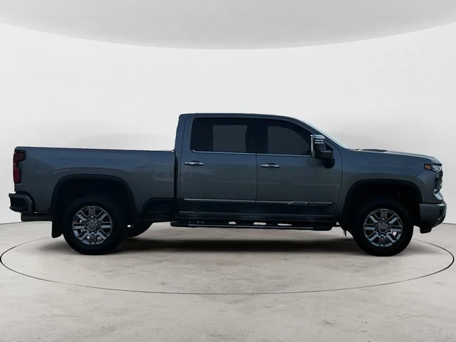 2024 Chevrolet Silverado 3500HD High Country - Photo 6