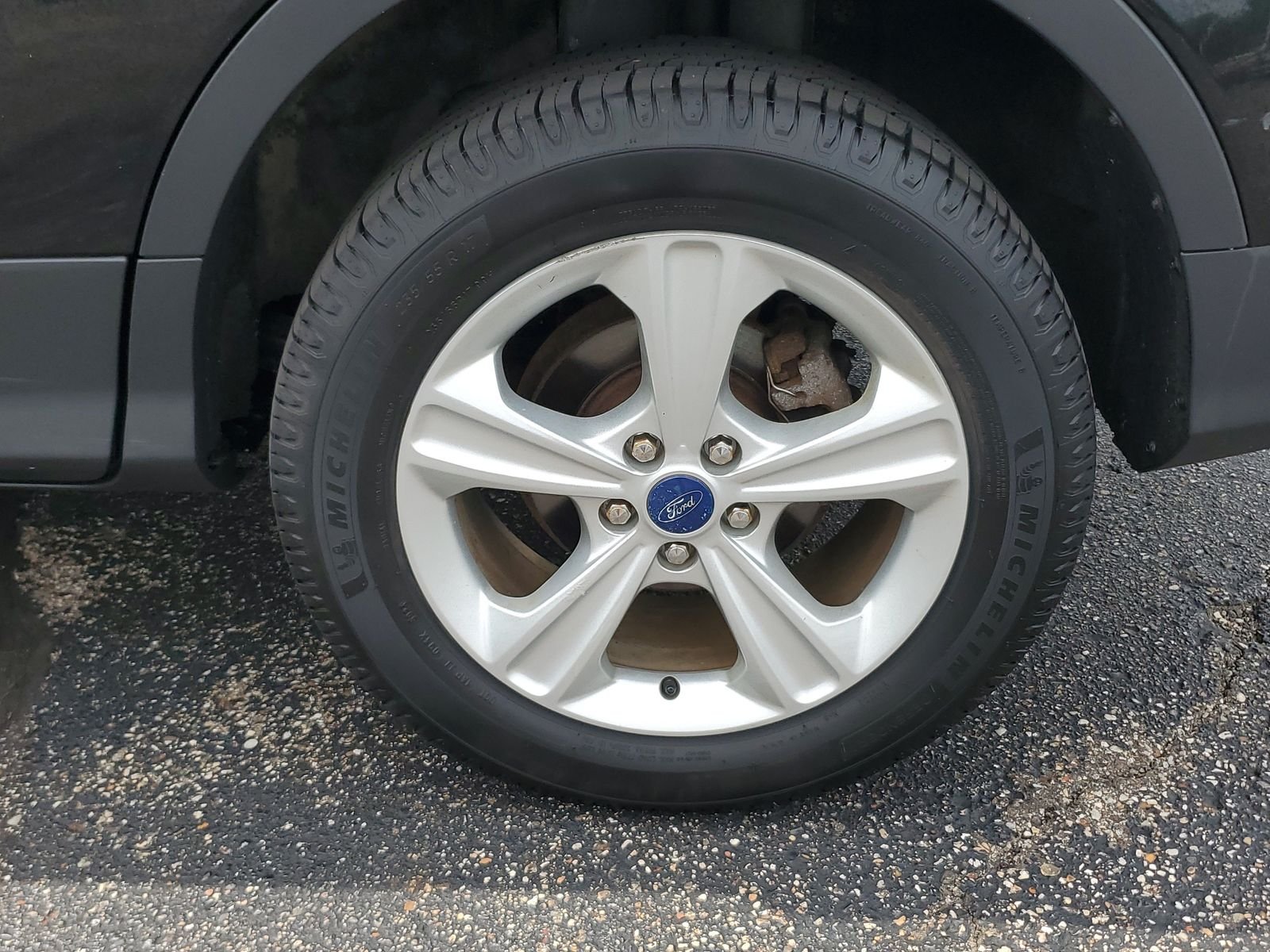 Used 2014 Black Ford SE image 22