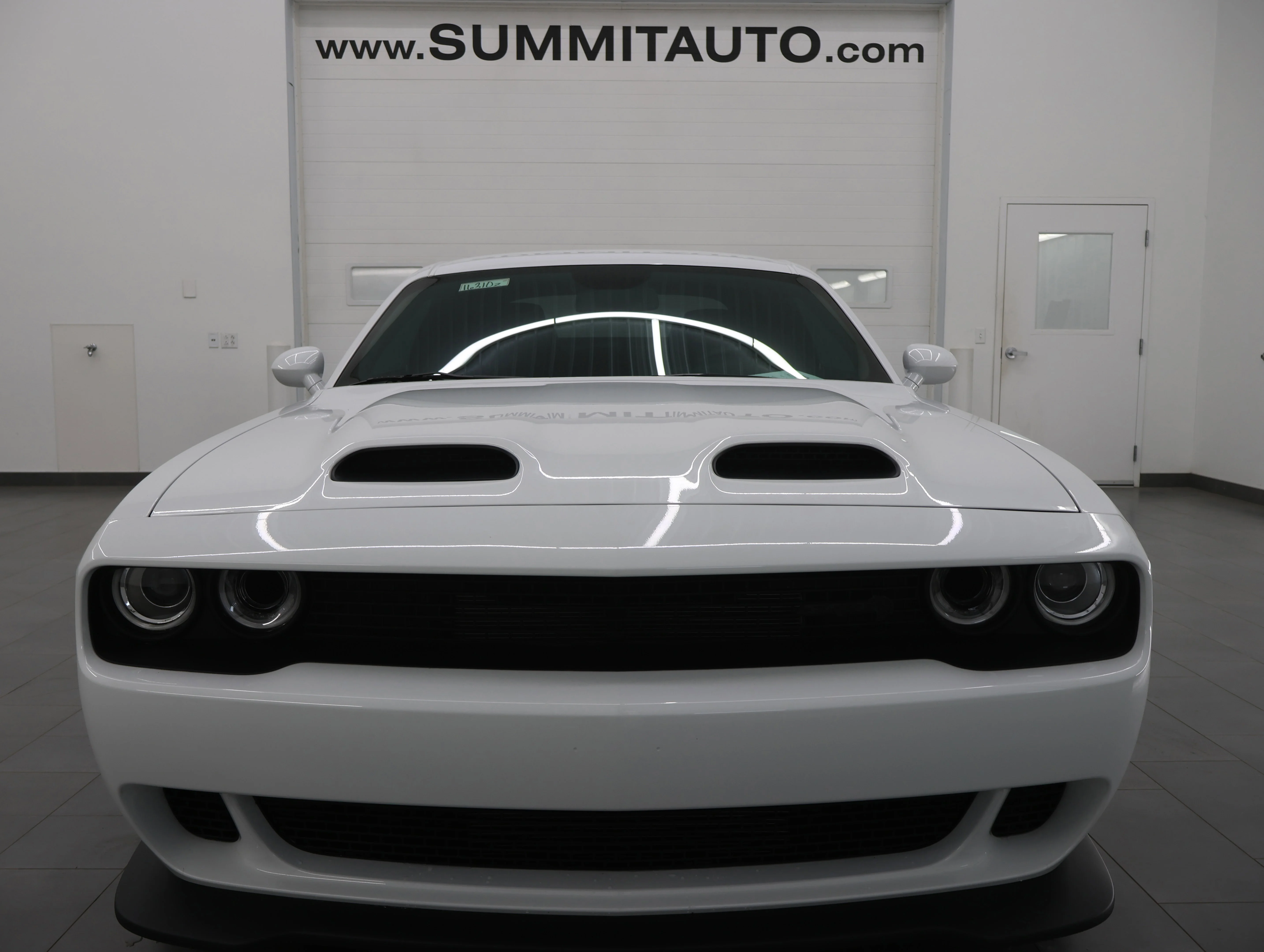 Used 2023 White Knuckle Clearcoat Dodge SRT Hellcat Jailbreak image 21
