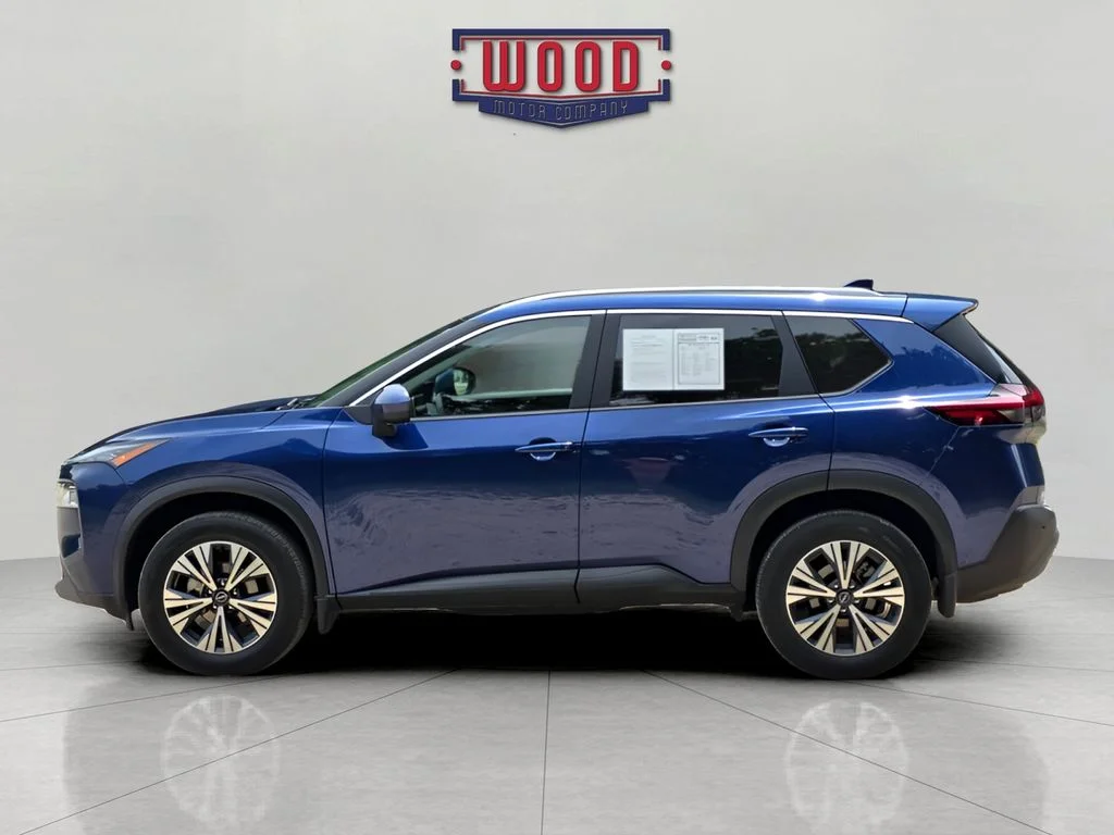 Used 2023 Caspian Blue Metallic Nissan SV image 4