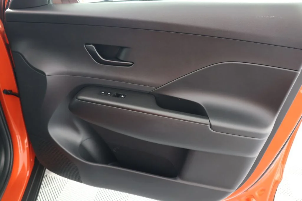 Used 2024 Orange Hyundai SEL image 28