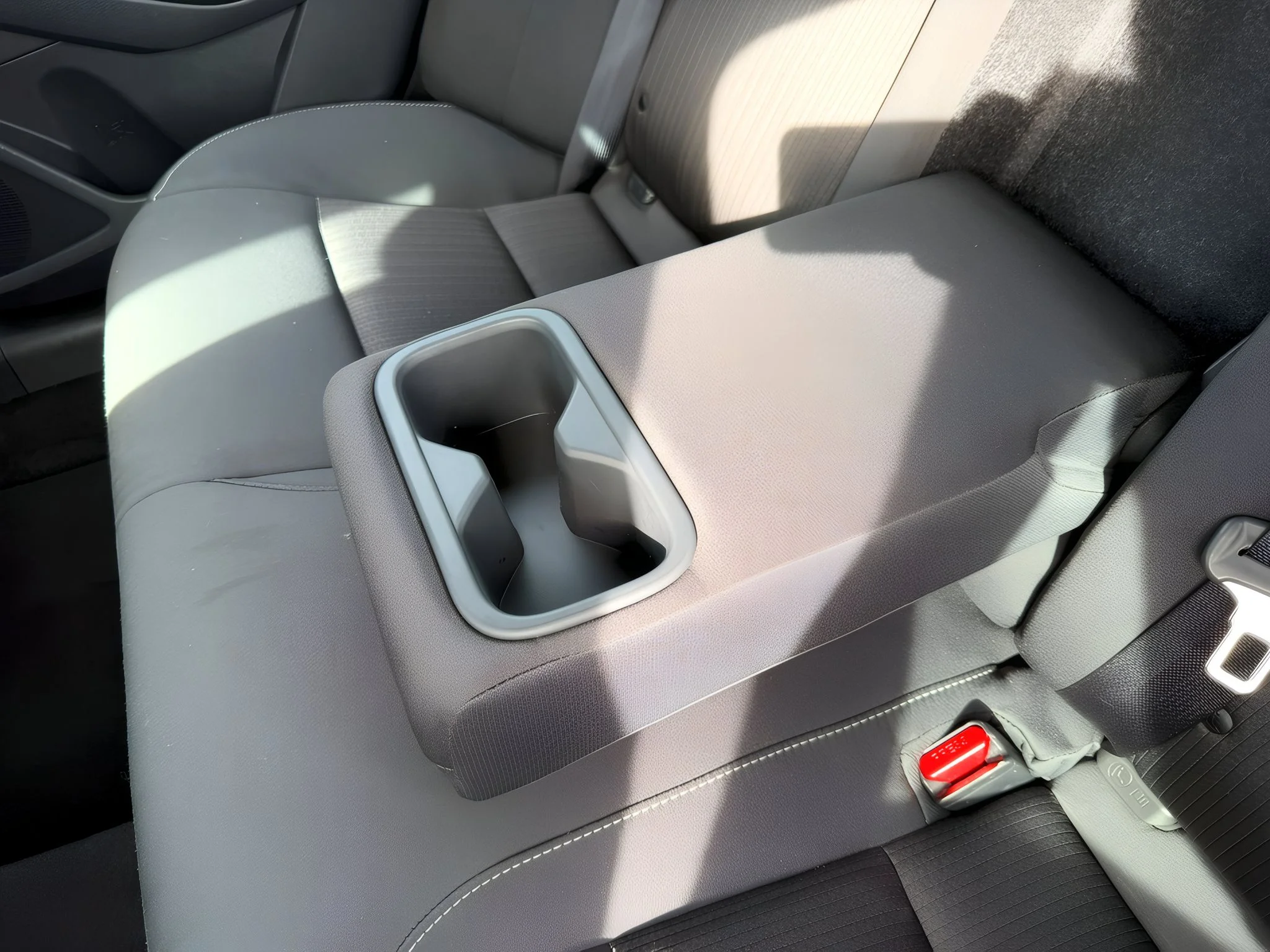2025 Nissan Altima SV - Photo 30