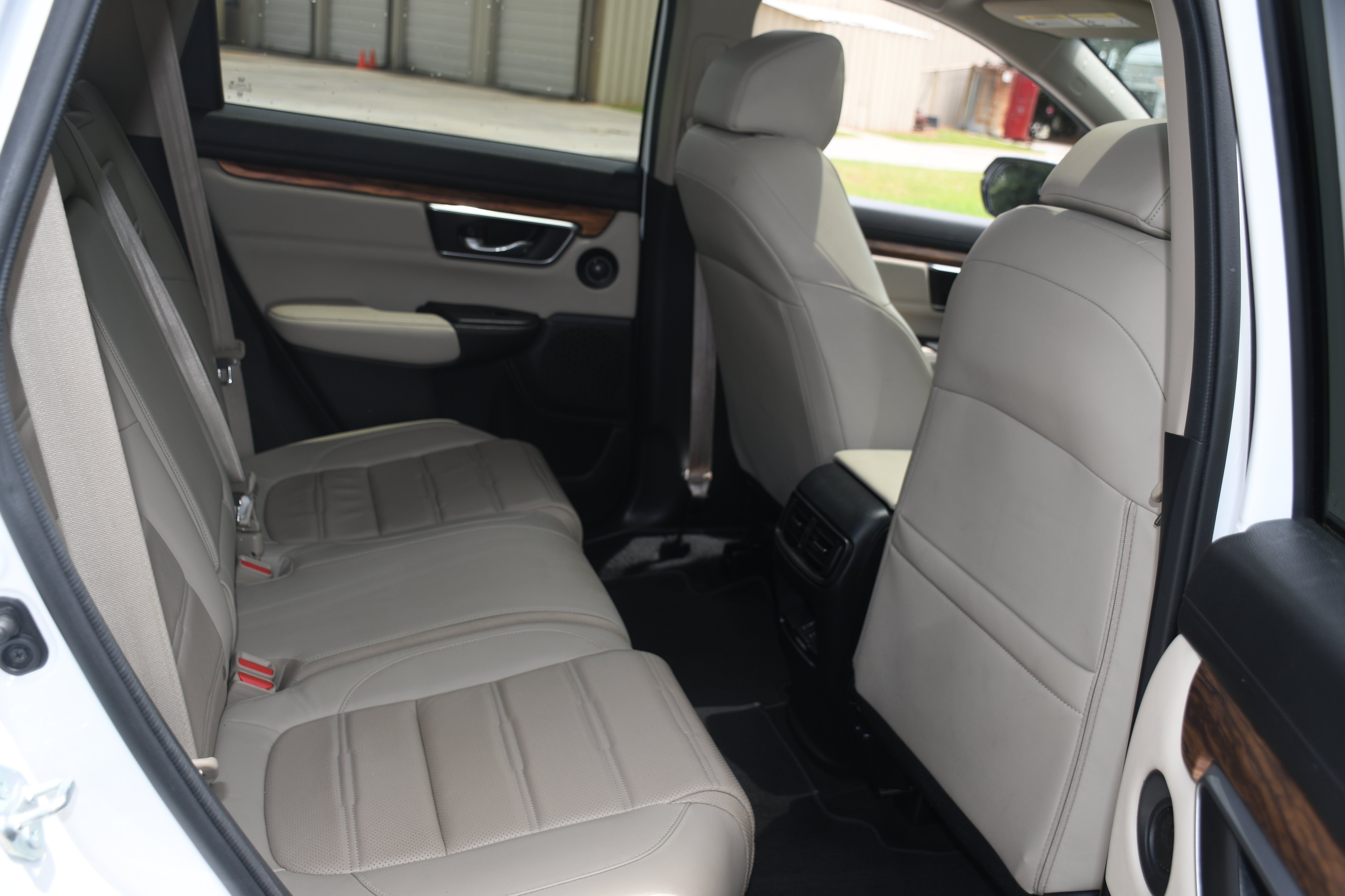 Used 2021 Silver Honda EX-L image 20