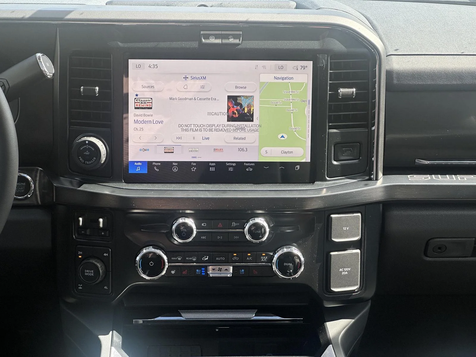 2025 Ford F-250 Super Duty Lariat - Photo 13