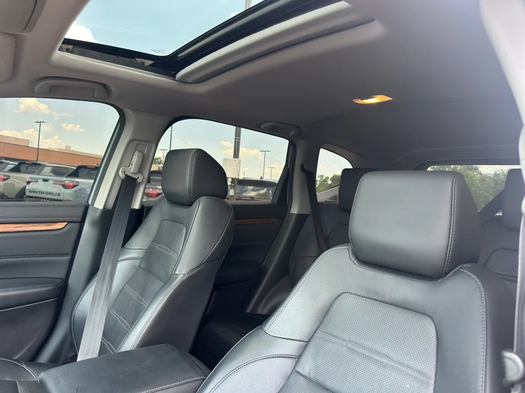 Used 2022 Sonic Gray Pearl Honda EX-L image 10