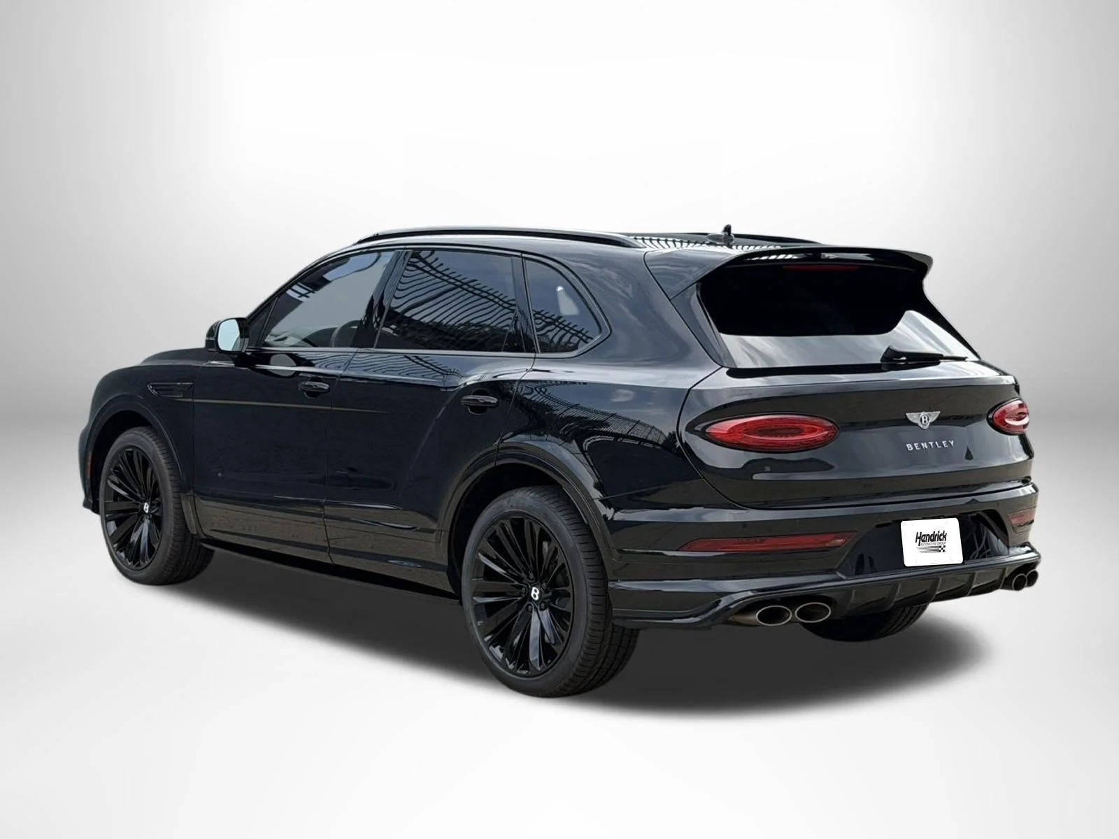 Used 2022 Beluga Bentley Speed image 3