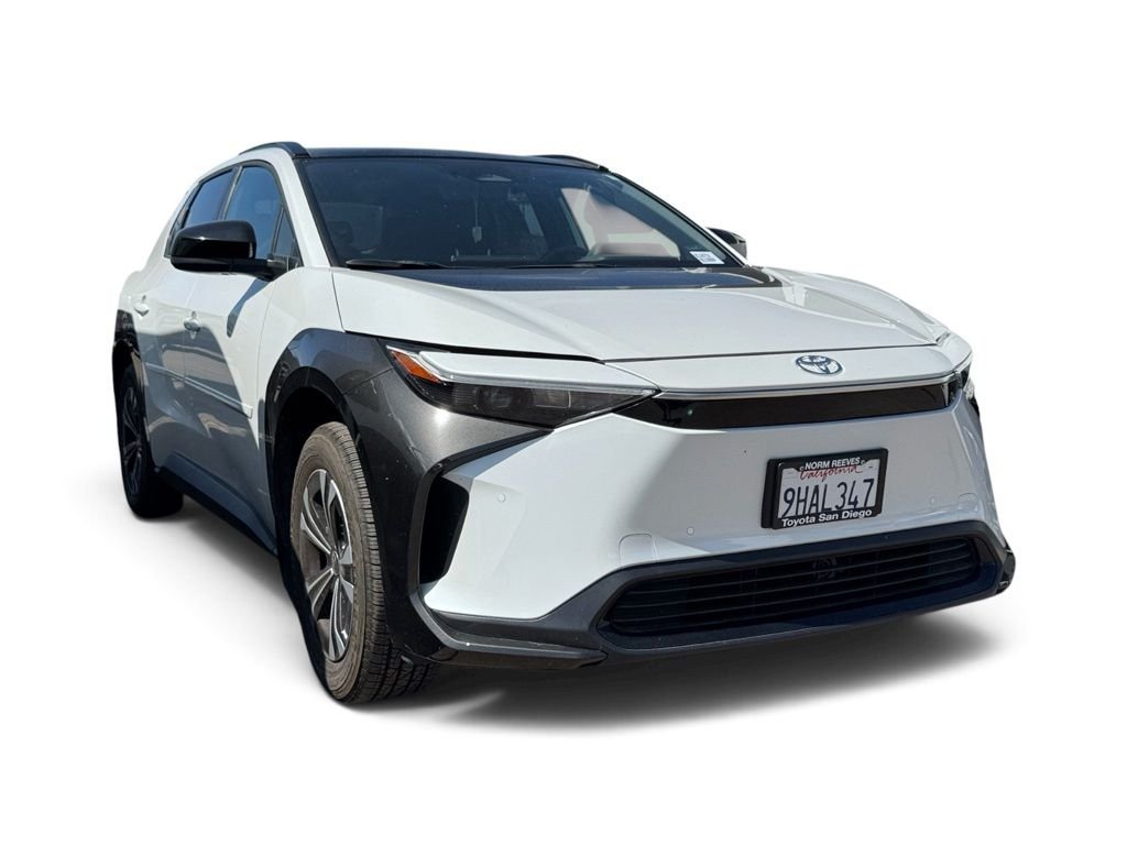 Used 2023 Beige Toyota XLE image 16