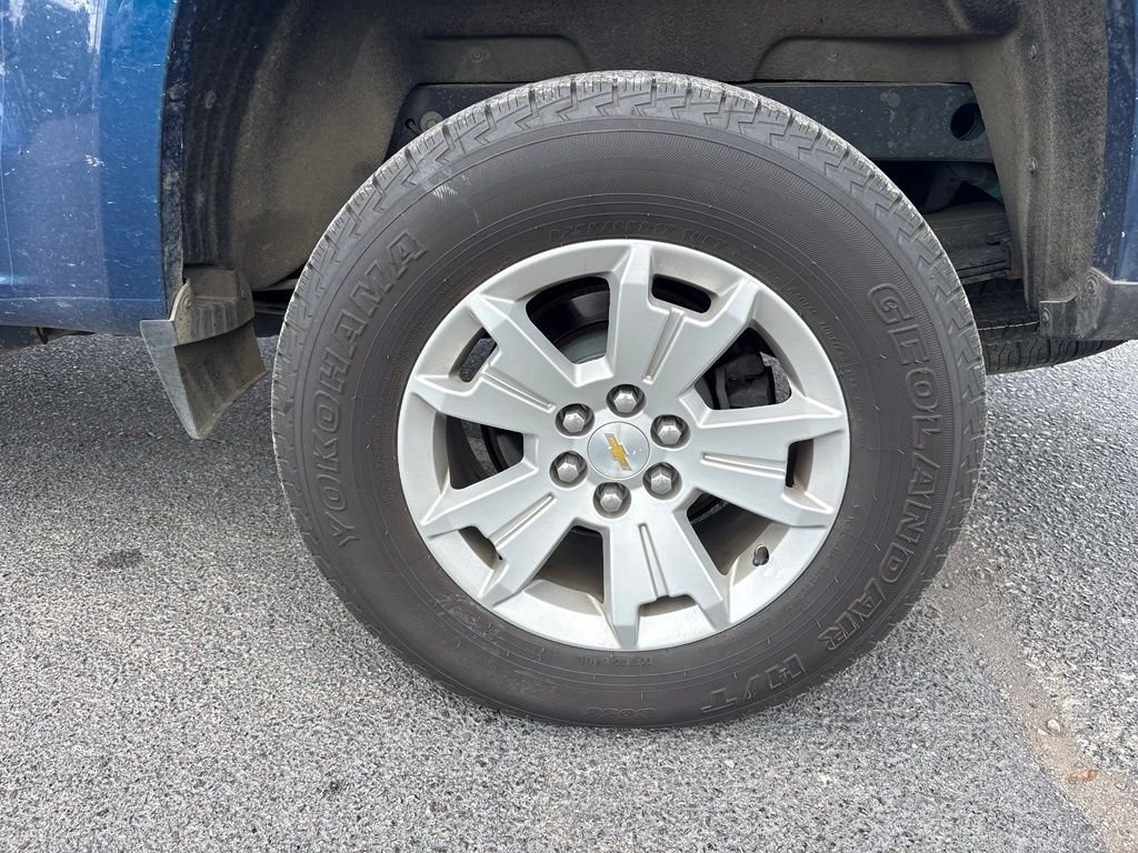 Used 2019 Blue Chevrolet LT image 9