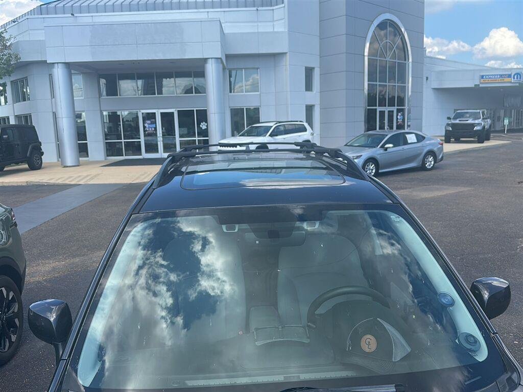 Used 2017 Gray Subaru 2.5i Premium PZEV CVT image 7