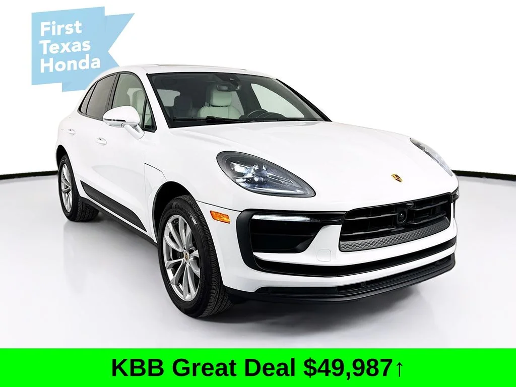 2024 Porsche Macan Base
