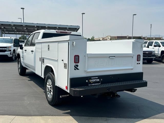 New 2026 Summit White Chevrolet WT image 4