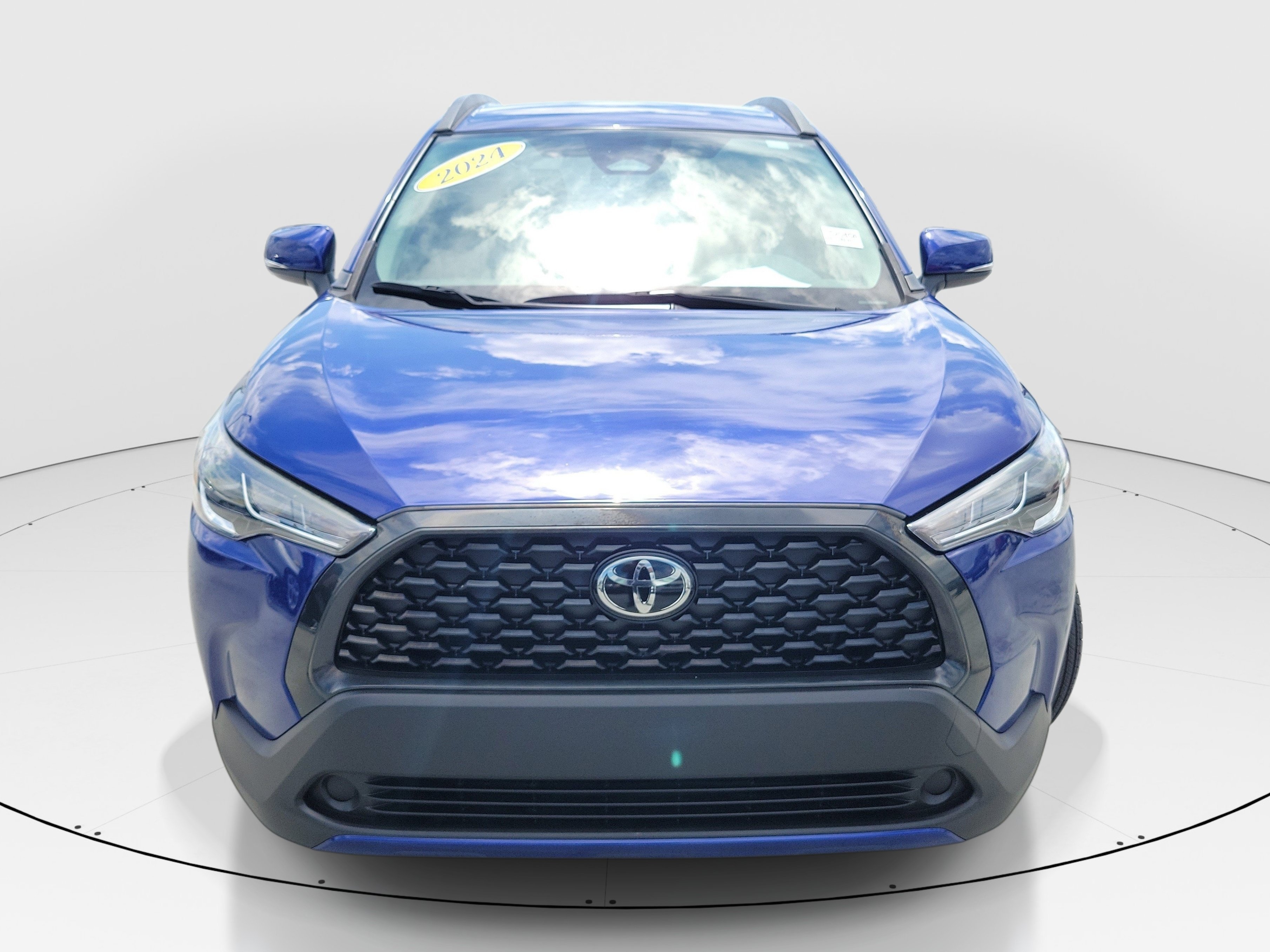 Used 2023 Blue Toyota LE image 2